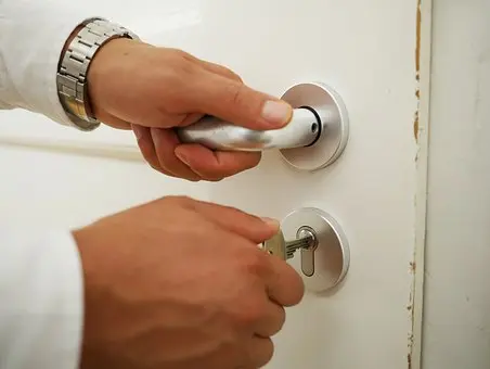 Broken-Key-Extraction--in-Imperial-Pennsylvania-Broken-Key-Extraction-5507376-image